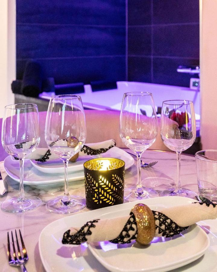 Nuits Blanches Hotel Liege Bagian luar foto